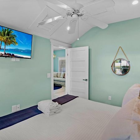 Villa #5 Seashell Holmes Beach Exterior photo